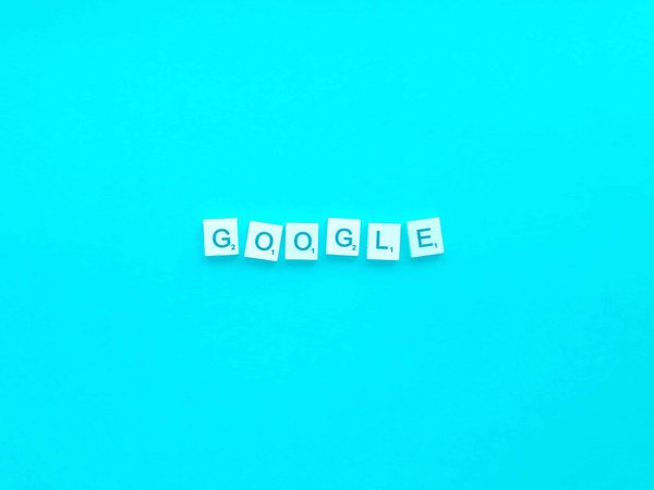 Logo Google : l'histoire fascinante cachée derrière ce graphisme